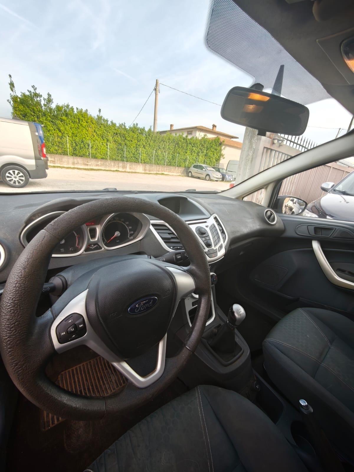 Ford Fiesta 1.4 TDCi 68CV 3 porte