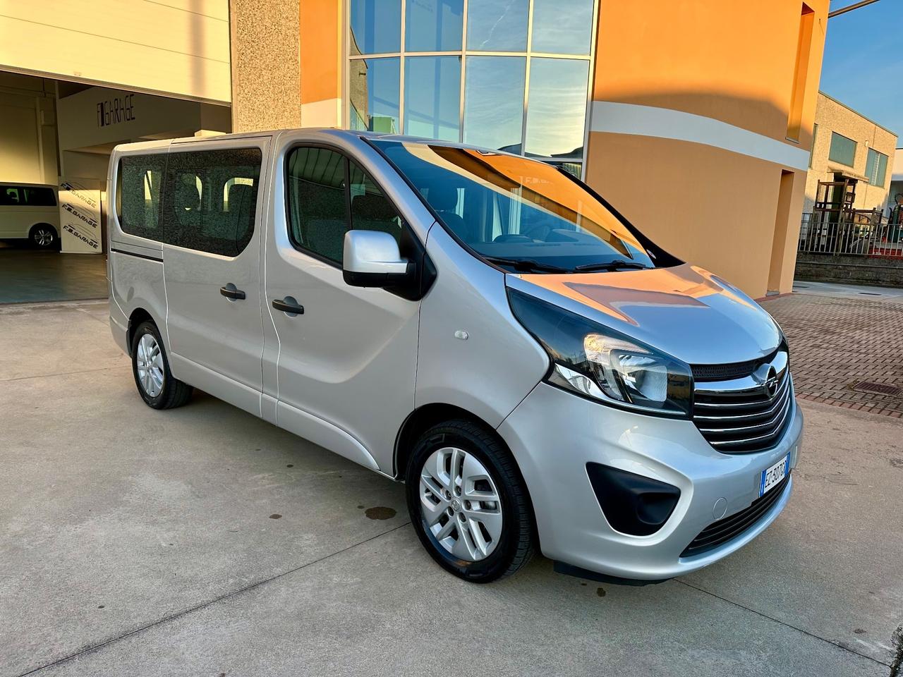 Opel Vivaro 29 1.6 BiTurbo S&S EcoFLEX PC-TN Combi