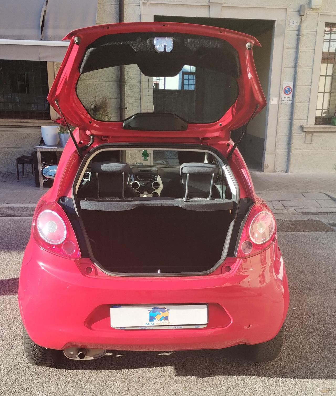 Ford Ka Ka+ 1.2 8V 69CV Titanium