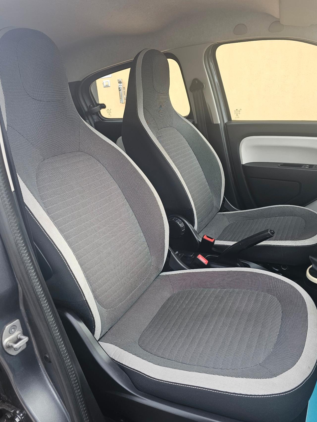 Renault Twingo SCe Lovely