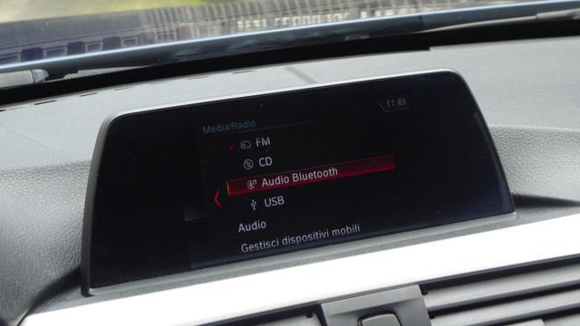 BMW 320 d xDrive Touring Business Advantage