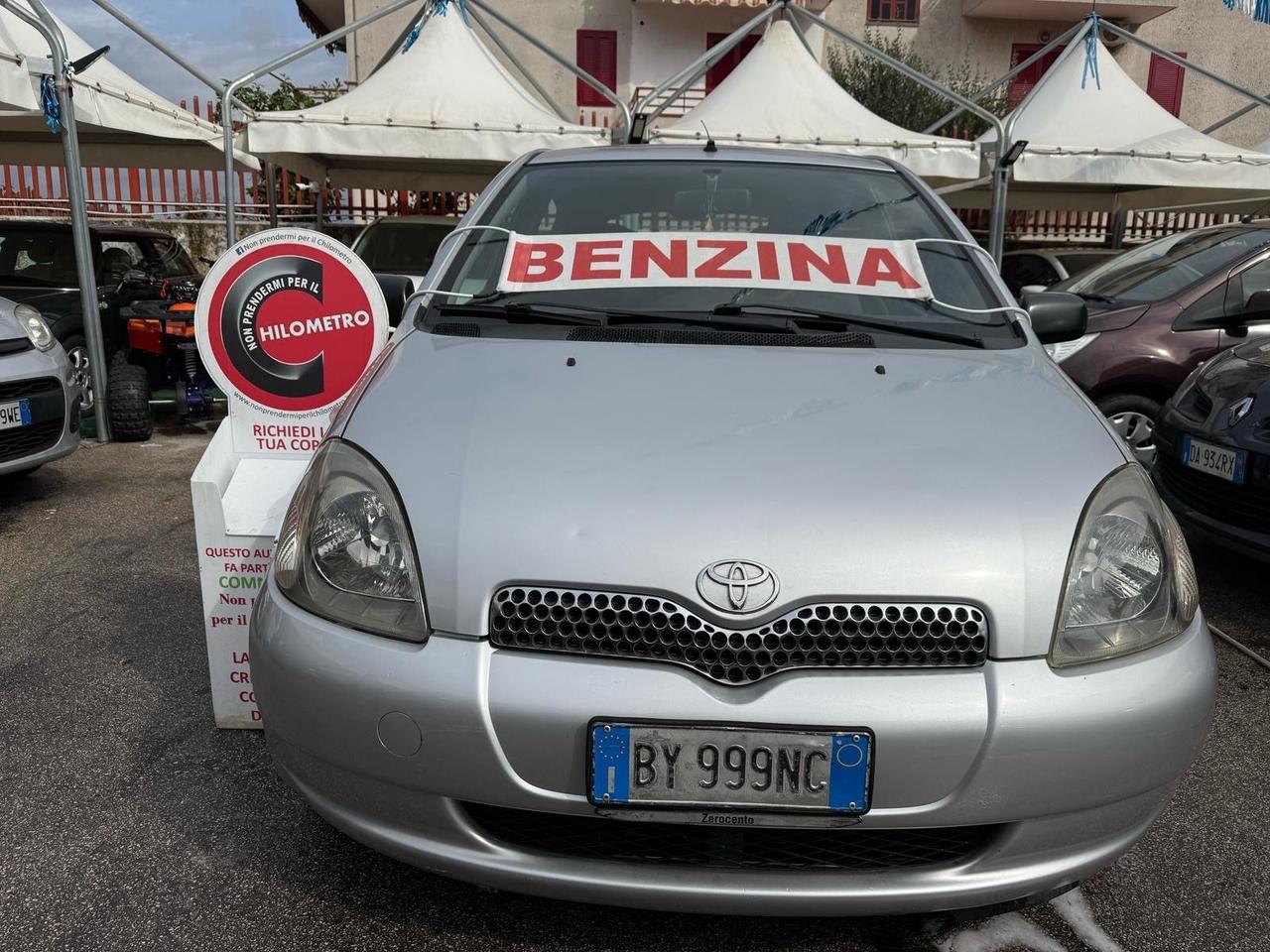 Toyota Yaris 1.0 benzina 2003 169,000Km