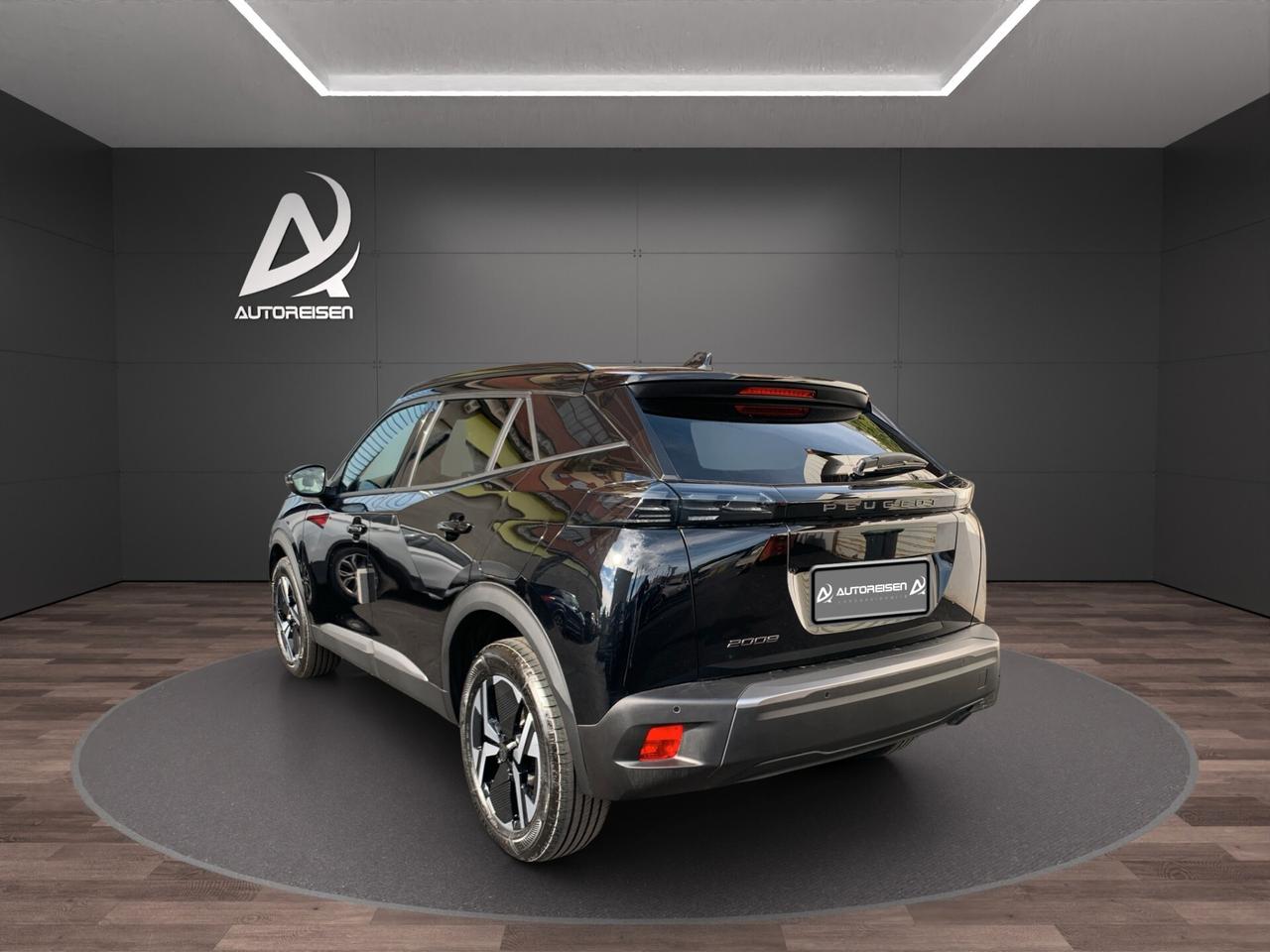 Peugeot 2008 1200 PURETECH ALLURE 100 CV KM 0