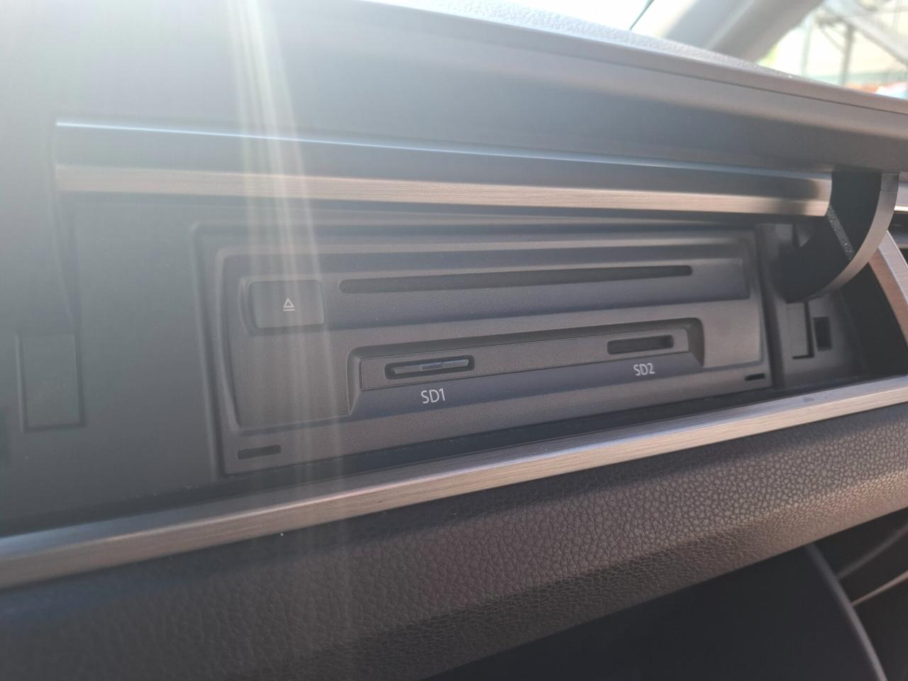 Volkswagen Touran 2.0 TDI 115 CV DSG 7 POSTI!