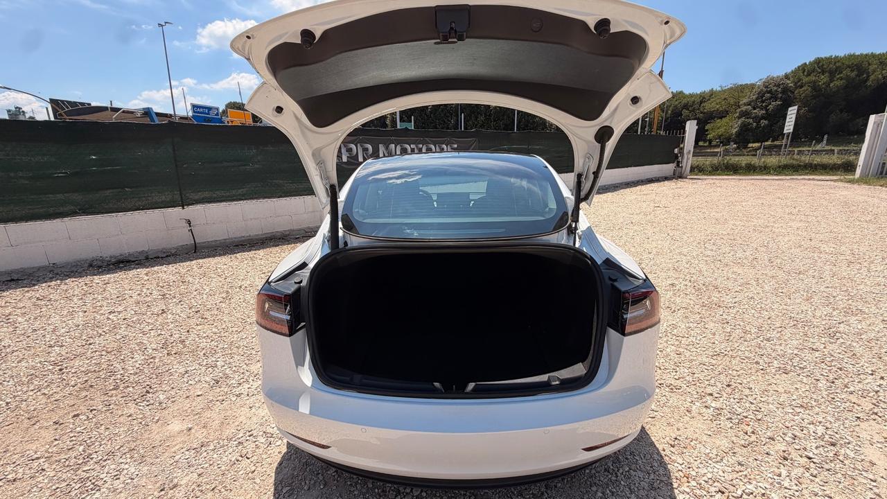 Tesla Model 3 Standard RWD Plus