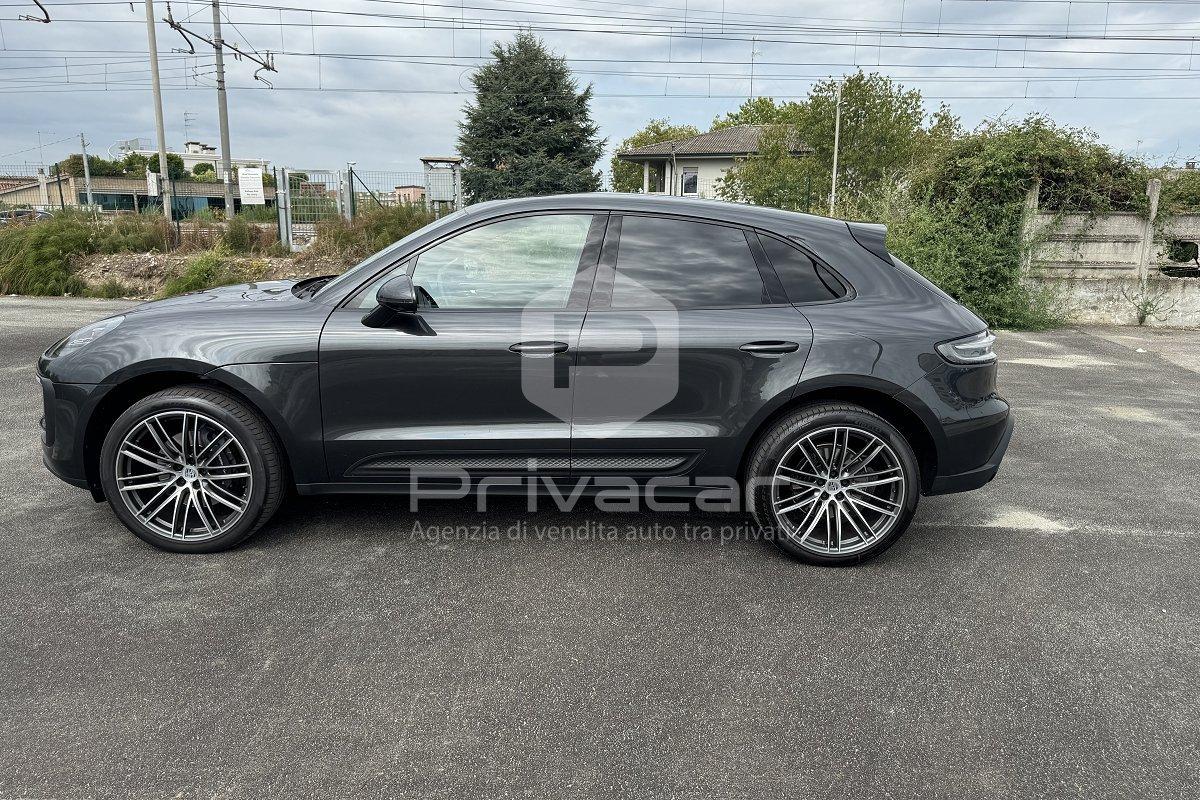 PORSCHE Macan 2.0