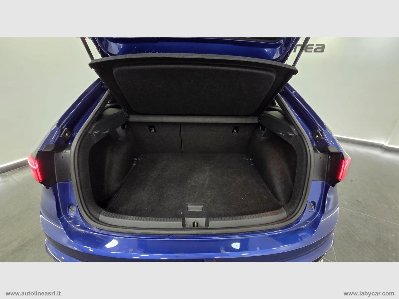 VOLKSWAGEN Taigo 1.0 TSI 115 CV R-Line