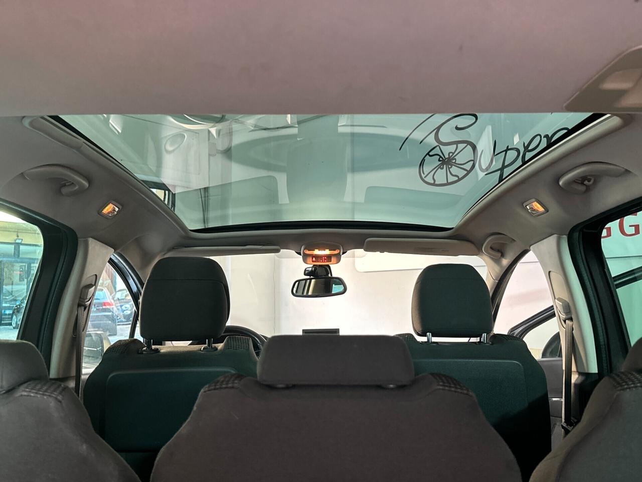 Peugeot 5008 1.6 HDi 112CV 7 posti