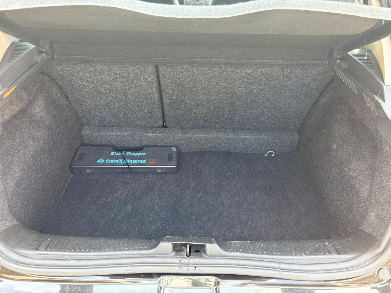 Renault Clio 1.2 16V 5 porte Luxe