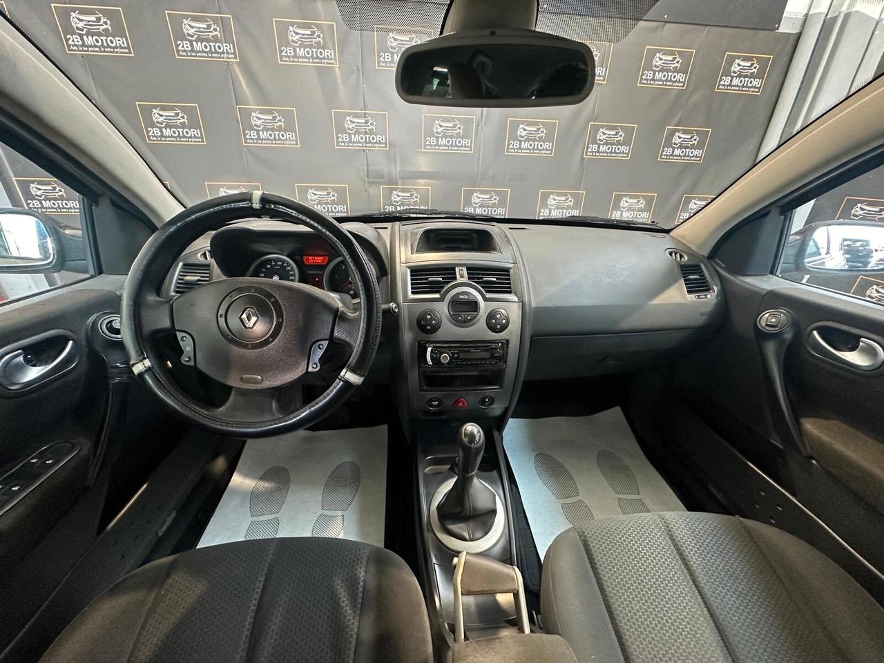 Renault Megane Mégane 1.5 dCi/100CV 5 porte Confort Dynamique