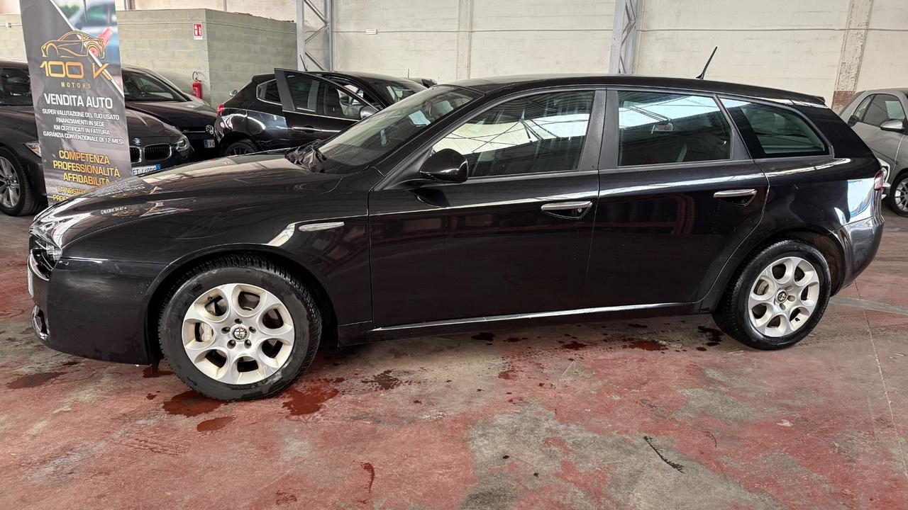 Alfa Romeo 159 1.9 JTDm 16V Sportwagon TI