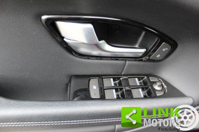 LAND ROVER Range Rover Evoque 2.0 TD4 180 CV 5p. Business Edition SE