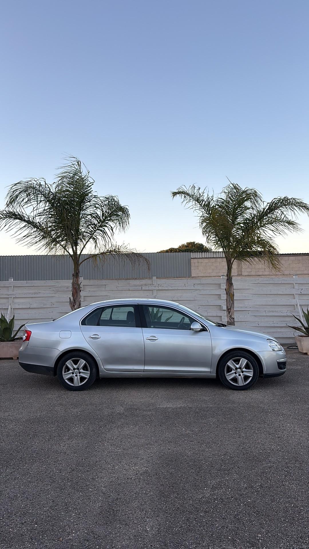 Volkswagen Jetta 1.9 diesel tagliando e distribuzione eseguiti