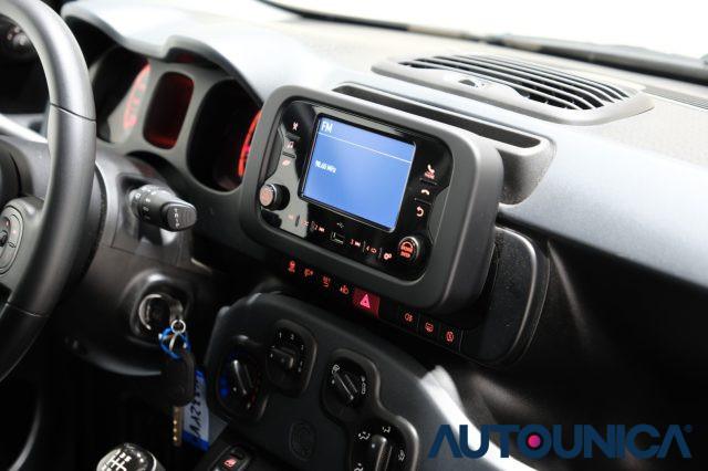 FIAT Panda 1.0 CITY LIFE S&S HYBRID NEOPATENTATI