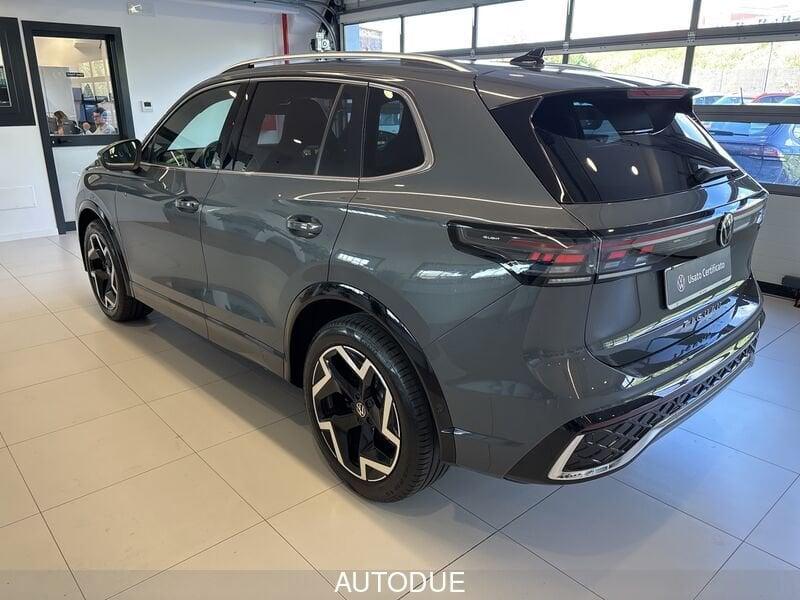 Volkswagen Tiguan III 2024 2.0 tdi R-Line 150cv dsg