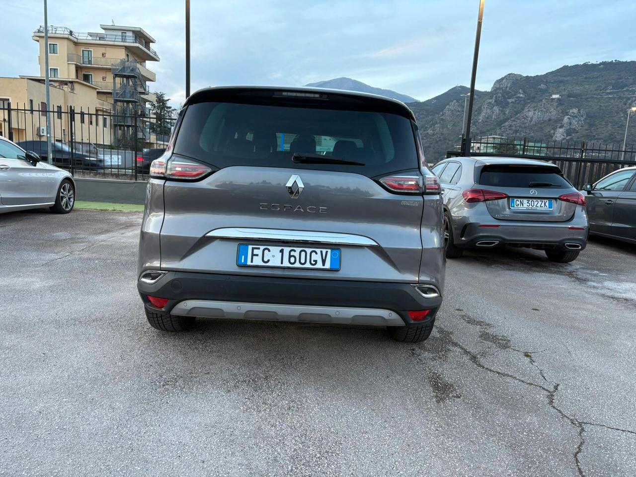 Renault Espace dCi 160CV EDC Energy Initiale Paris 4Control