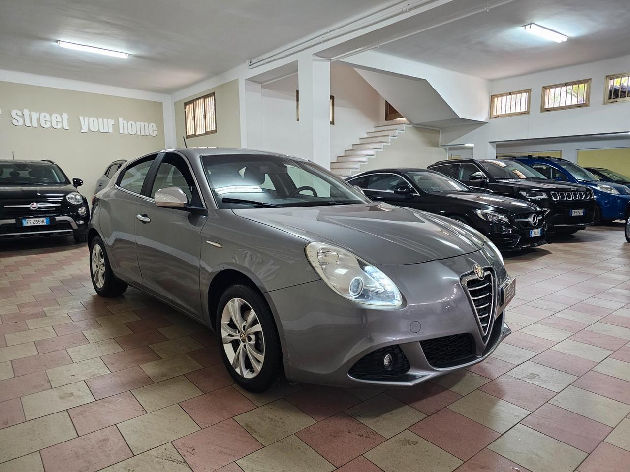 Alfa Romeo Giulietta 1.6 JTDm-2 105 CV Distinctive