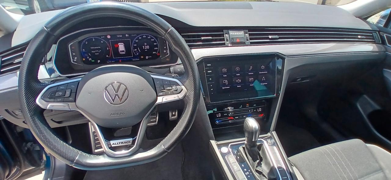 Volkswagen Passat Alltrack 2.0 TDI 200 CV 4MOTION DSG - 2021
