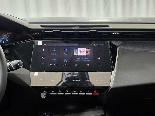 Peugeot 308 motore elettrico (54kWh) 156 CV Allure