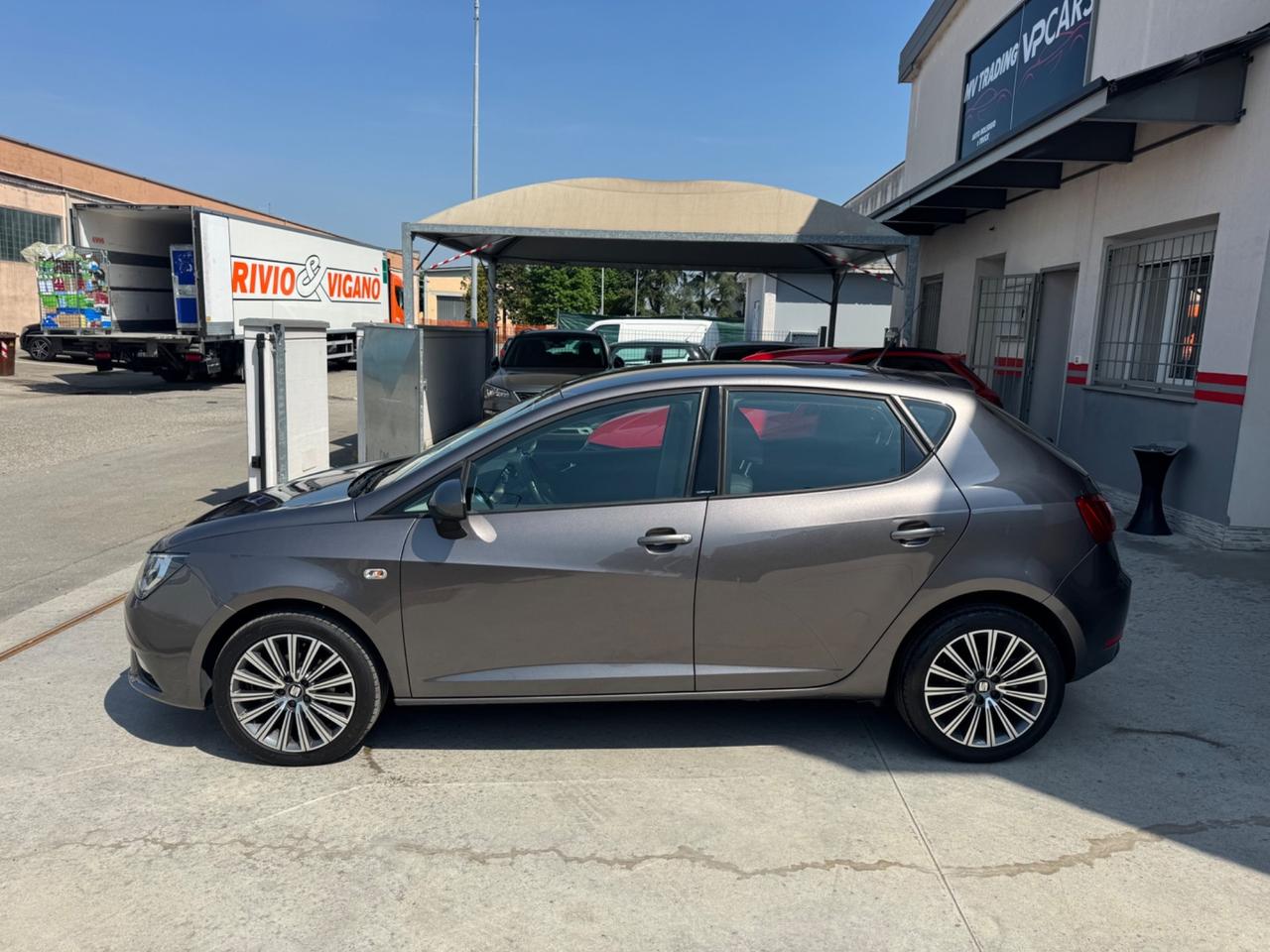 Seat Ibiza 1.4 TDI 90 CV CR 5p. Connect Grey
