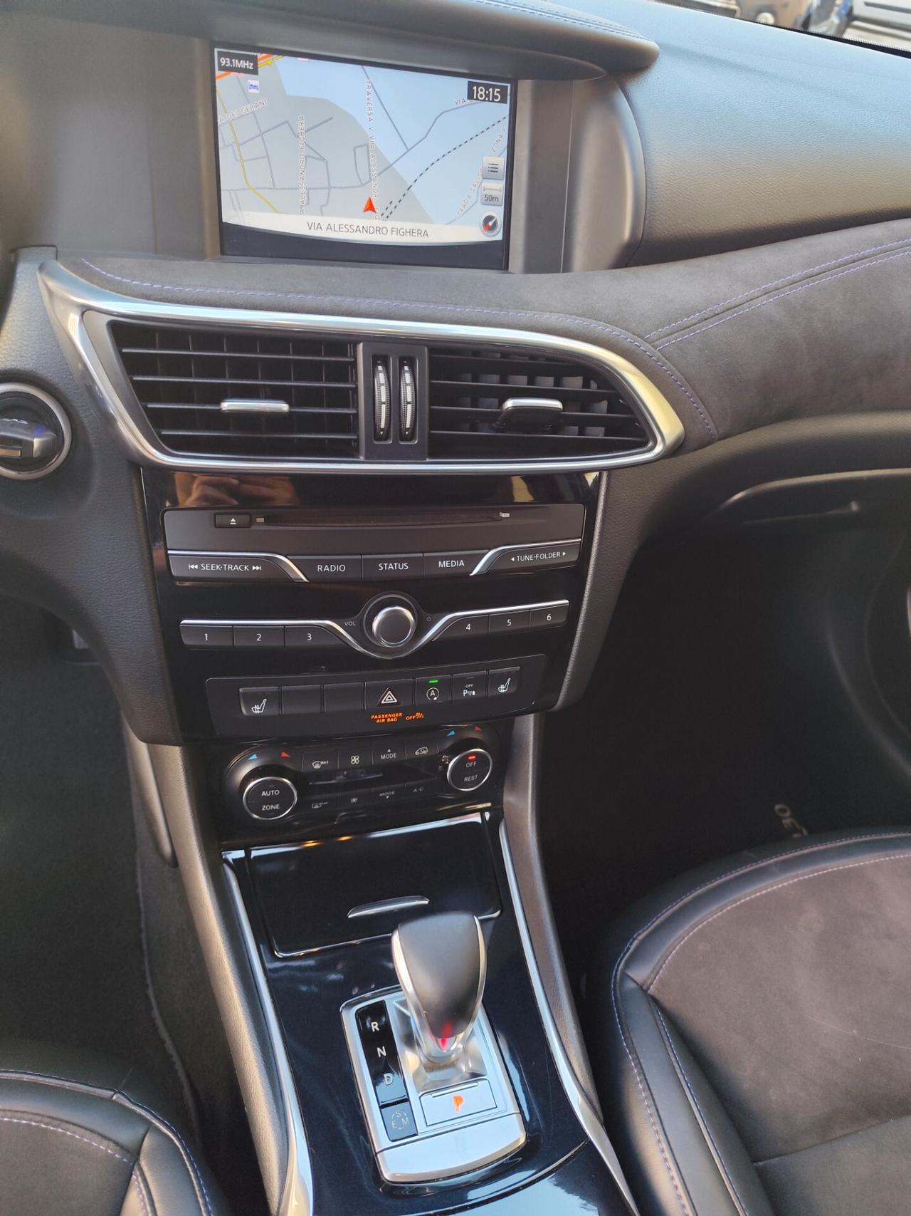 Infiniti Q30 1.5 diesel DCT Business Executive