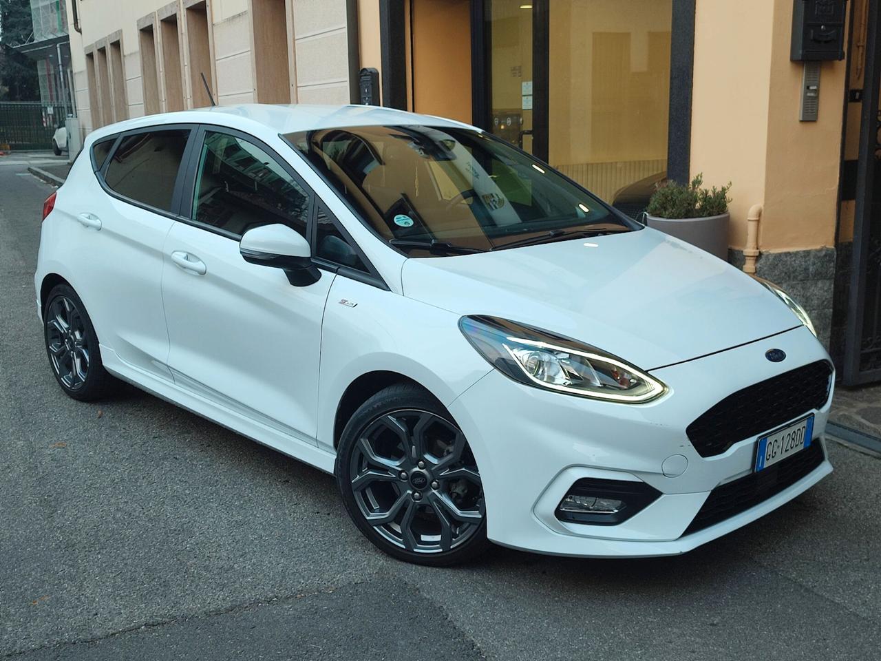 Ford Fiesta 1.0 Ecoboost Hybrid 125 CV 5 porte ST-Line X