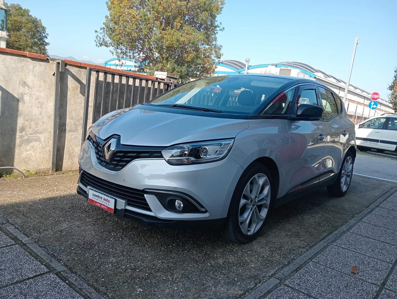 Renault Scenic Scénic Blue dCi 120 CV EDC Initiale Paris