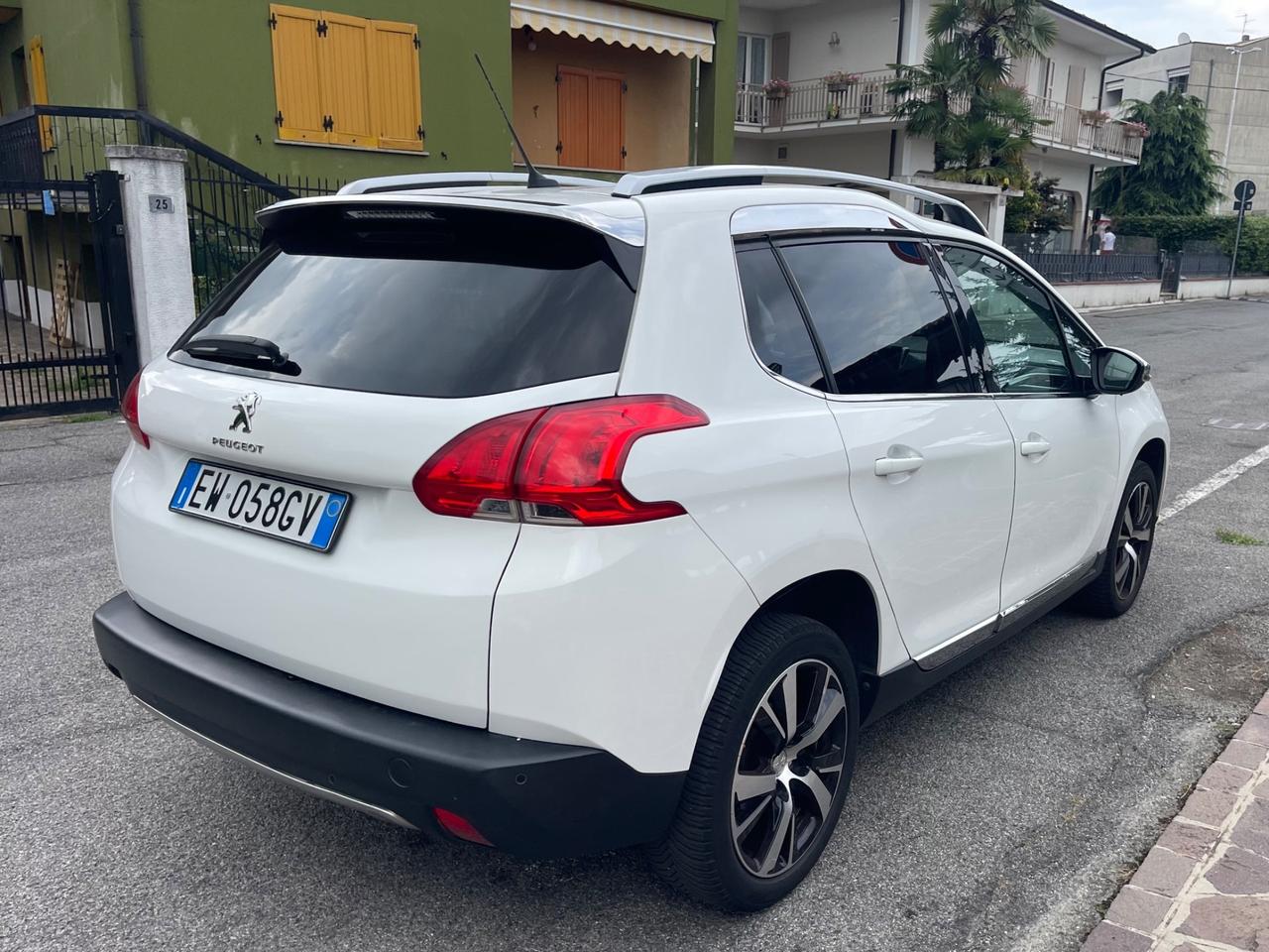 Peugeot 2008 1.6 e-HDi 92 CV Stop&Start ETG6 Allure