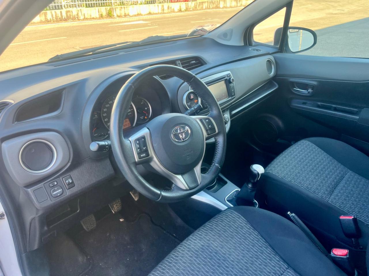 Toyota Yaris 1.0benz 2013 92.000km perfetta