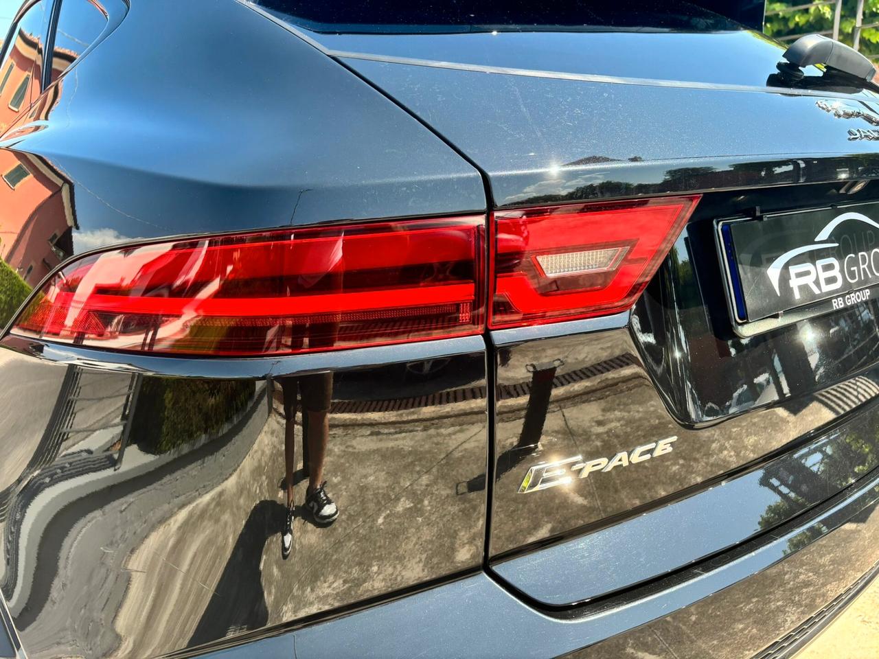 Jaguar E-Pace 2.0D 180 CV AWD R-Dynamic S