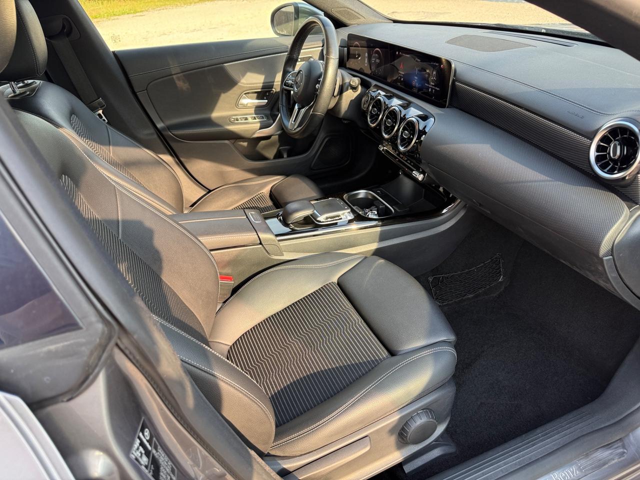 Mercedes-benz CLA 180 Coupe 180d Sport auto NAVI LED PELLE