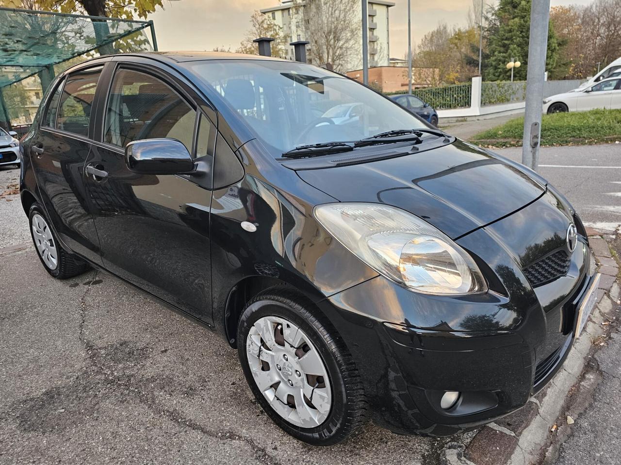 Toyota Yaris 1.0 69cv Now 5PT *Ok Neopatentati*Unipro*