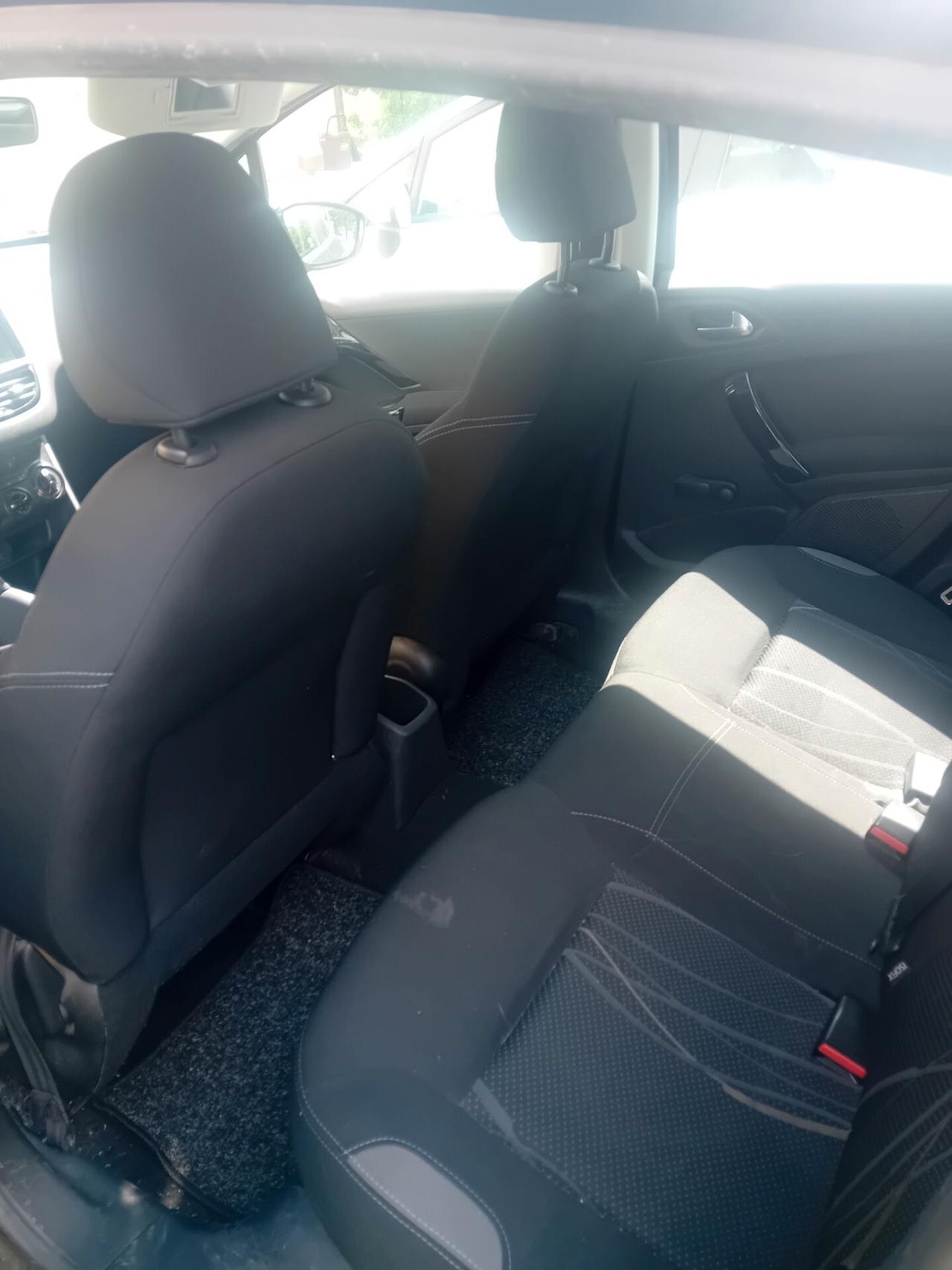 Peugeot 208 1.0 VTi 68 CV 5 porte Active