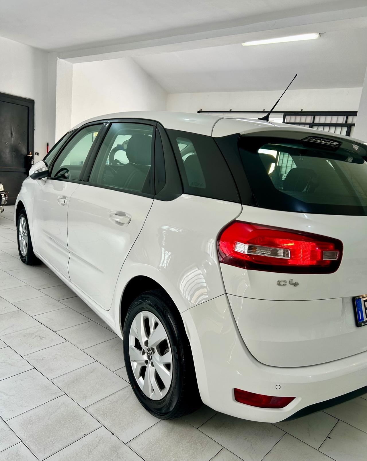 Citroen C4 1.6 e-HDi 115 Exclusive