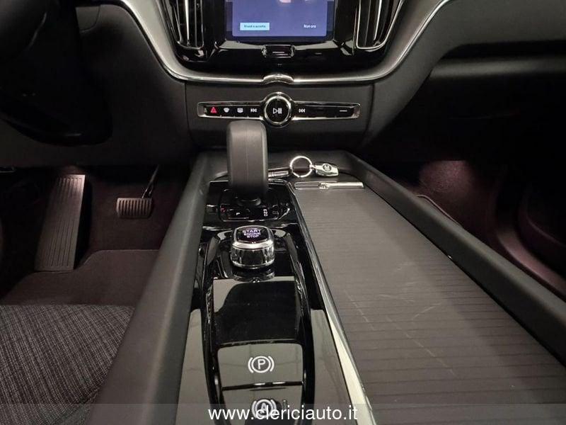 Volvo XC60 B4 (d) automatico Core