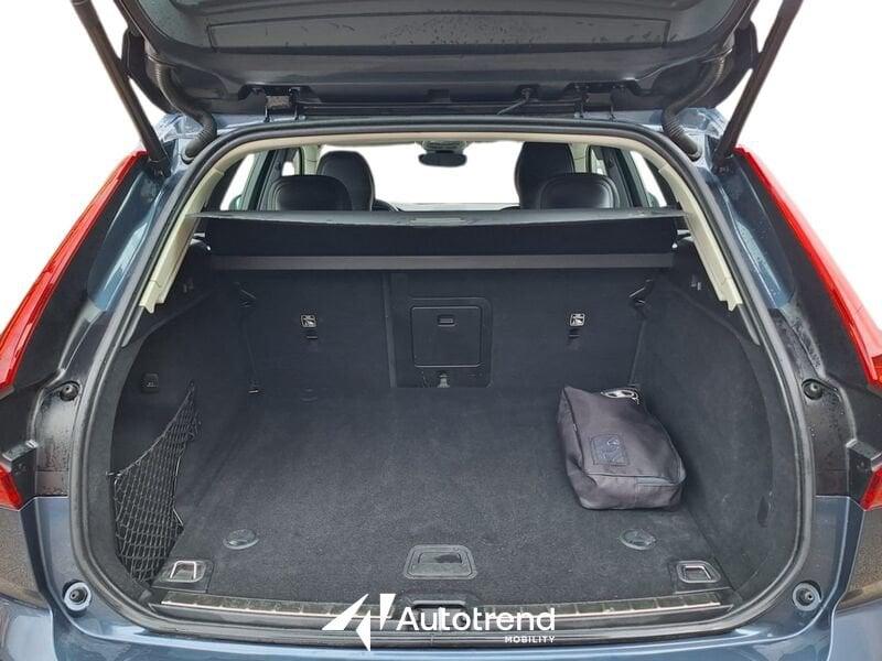 Volvo XC60 B4 197+14 CV Mild Hybrid Diesel Automatico Momentum Pro N1 Autocarro