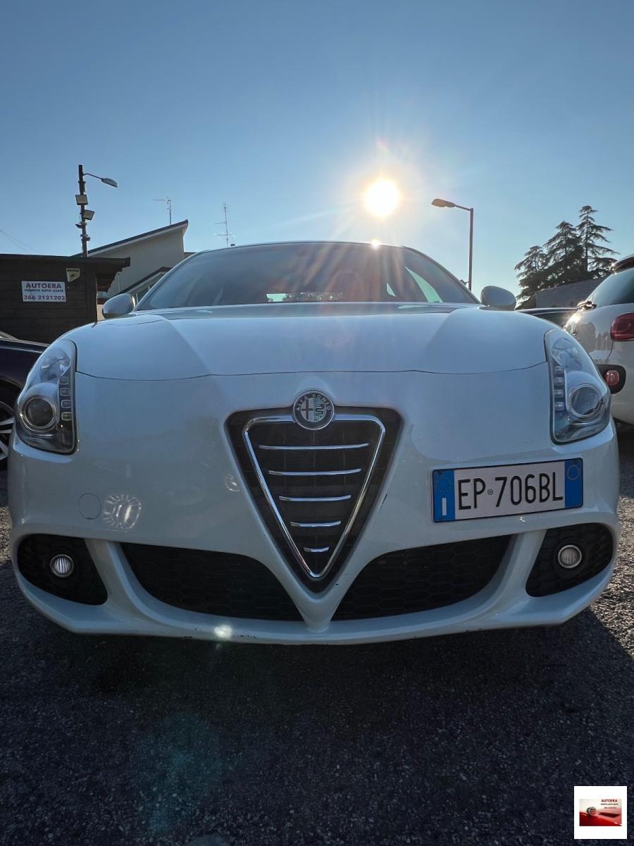 ALFA ROMEO - Giulietta - 1.6 JTDm-2 105 CV Exclusive