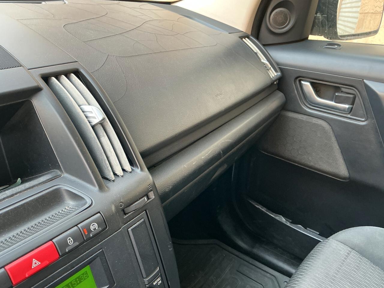 Land Rover Freelander 2.2 SD4 S.W. SE