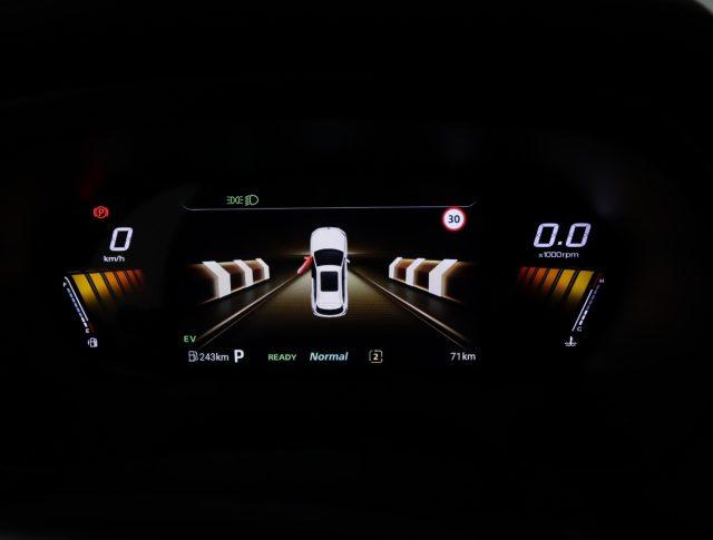 MG ZS Hybrid+ Luxury Aut. *PROMO PARISI GROUP*