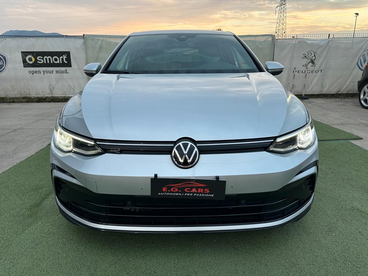 Volkswagen Golf 2.0TDI*R-LINE*150CV*DSG*LED*F1*NAVI*VIRTUAL*