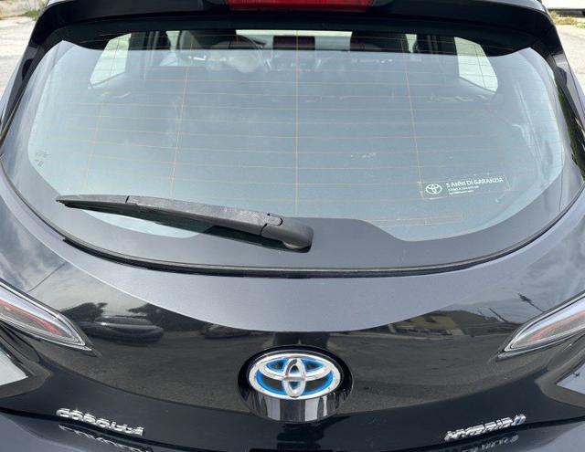 TOYOTA Corolla 1.8 Hybrid Active