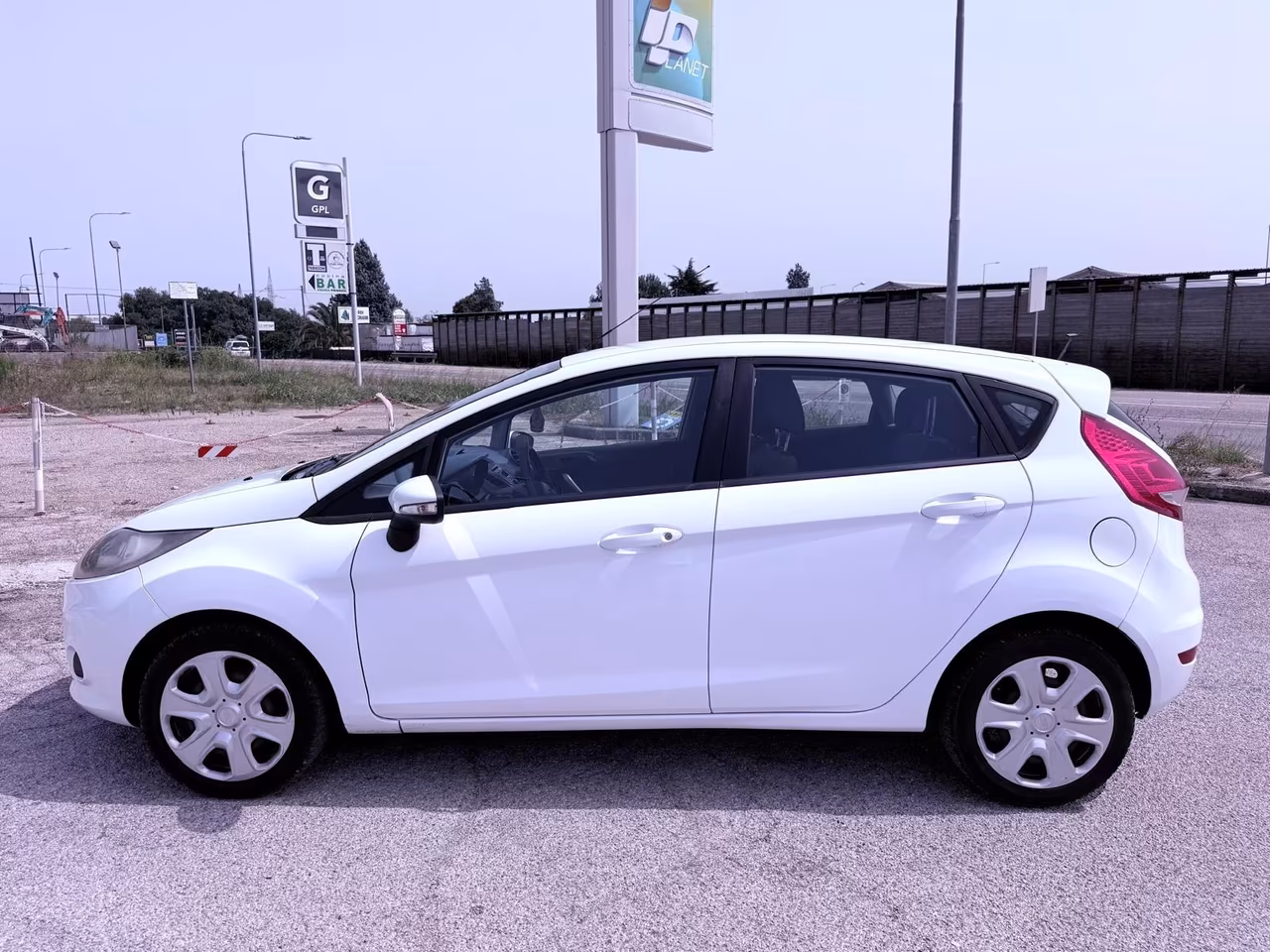 Ford Fiesta Fiesta+ 1.2 82CV 5 porte Ok neopatentati