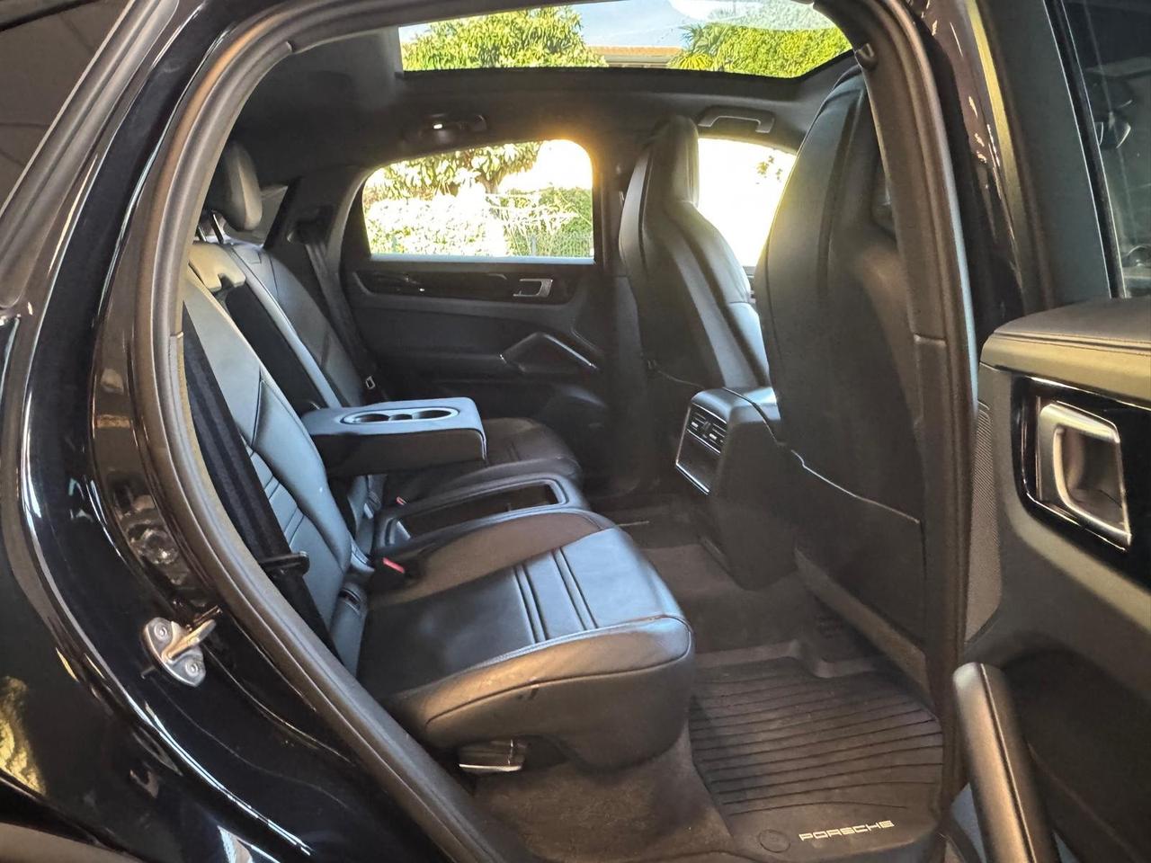 Porsche Cayenne 3.0 V6 E-Hybrid