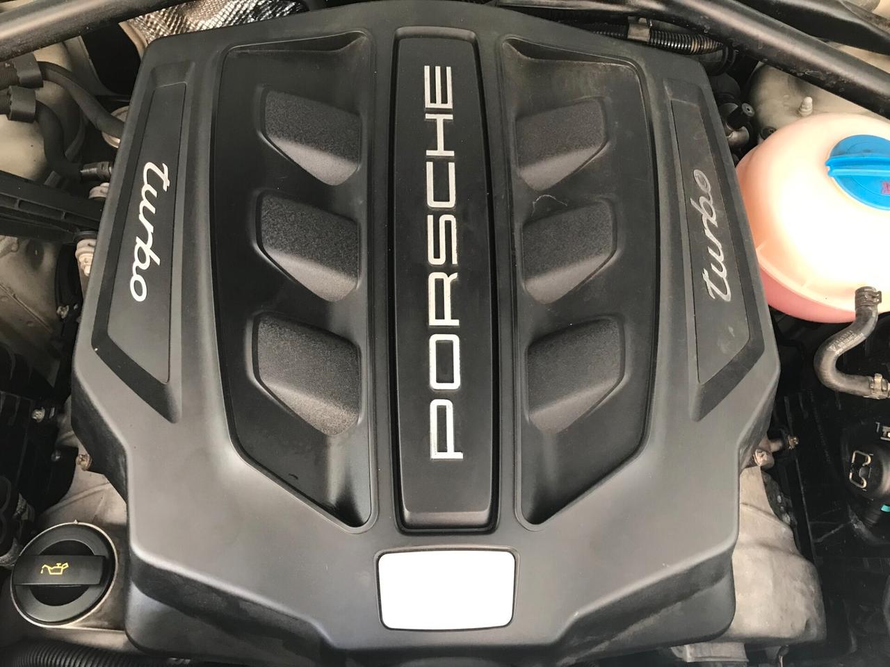 Porsche Macan 3.6 Turbo V6 400cv service Porsche