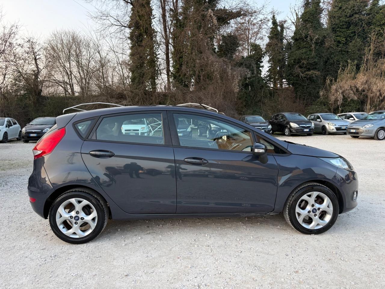 Ford Fiesta 1.4 16V 5p.Bz.- GPL Business UNICO PRO