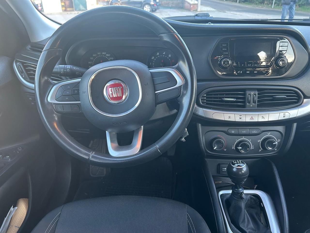 Fiat Tipo Easy 1.4 Turbo LPG #9533