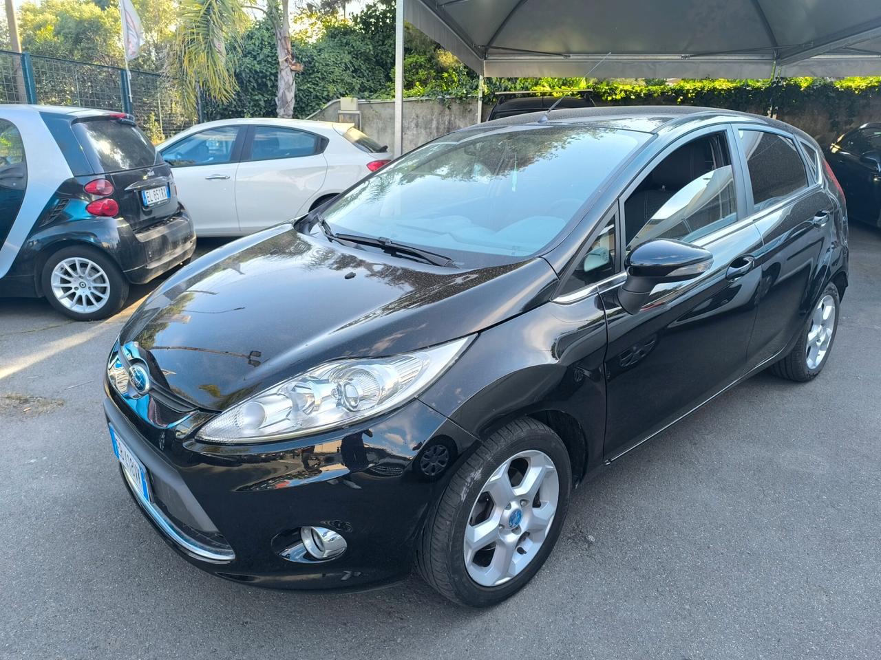 Ford Fiesta 1.4 TDCi 68CV 5 porte Titanium