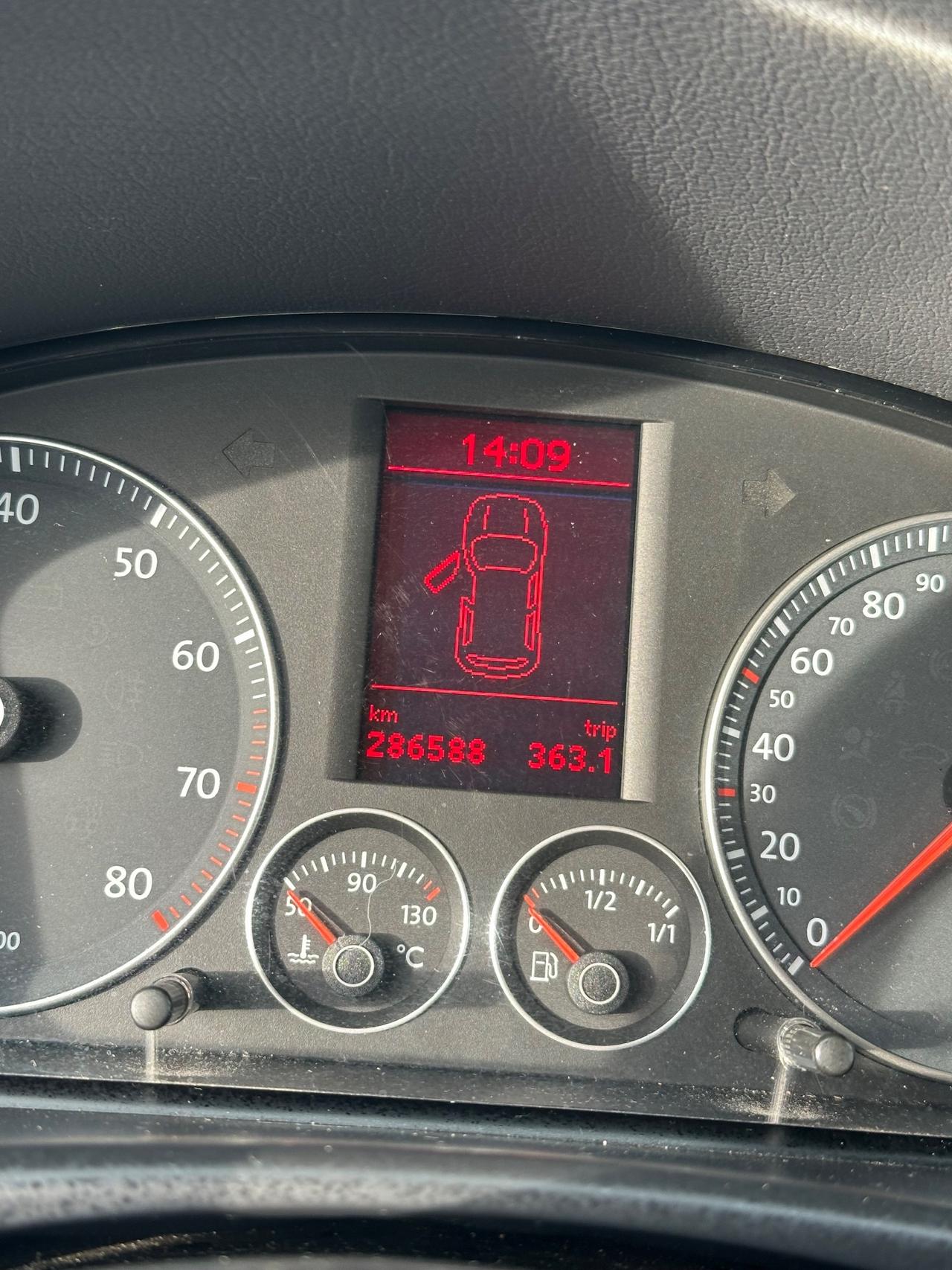 Volkswagen Touran 1.6 Trendline Bifuel G