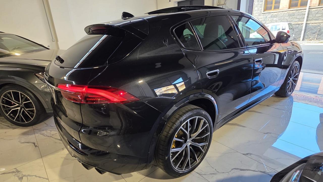 Maserati Grecale MHEV 330 CV AWD Modena