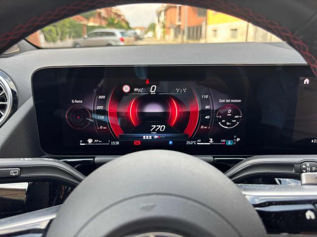 MERCEDES-BENZ GLA 200 d Automatic AMG Line Premium